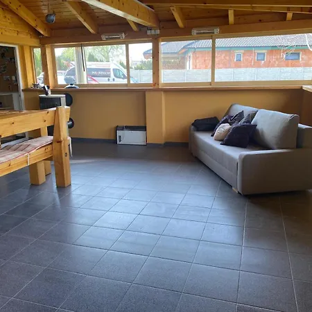 Max Pri Jazere * Trstice