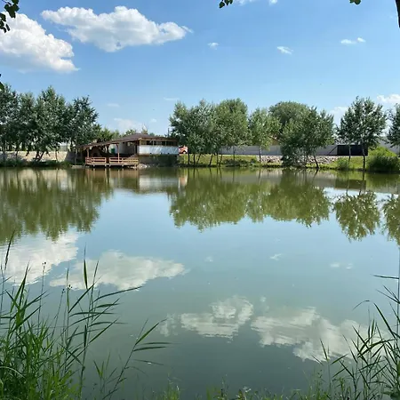 Max Pri Jazere Apartamento Trstice