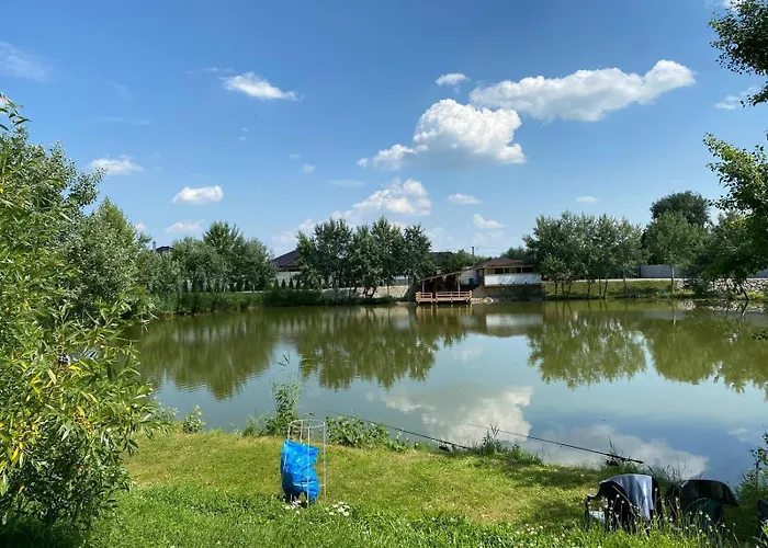 Max Pri Jazere Trstice