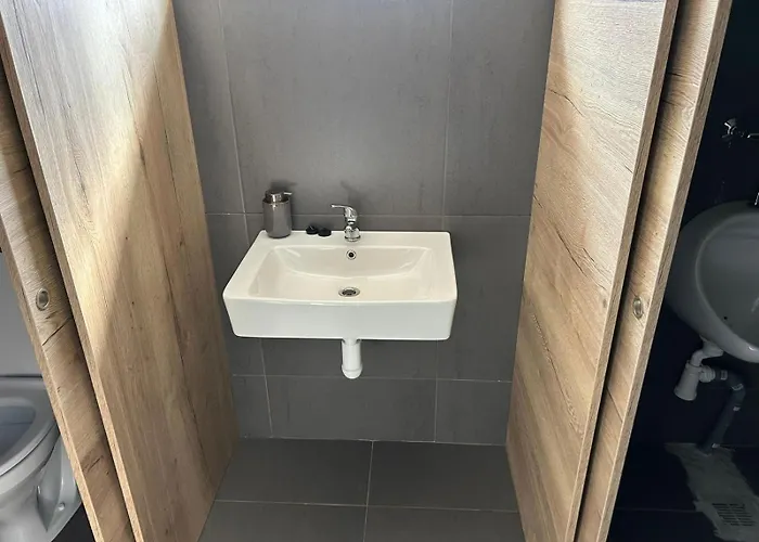 Max Pri Jazere * Trstice