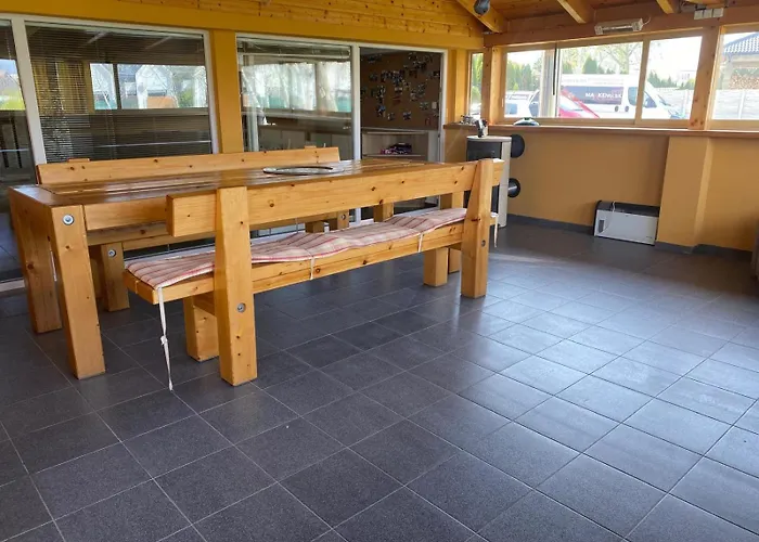 Max Pri Jazere * Trstice